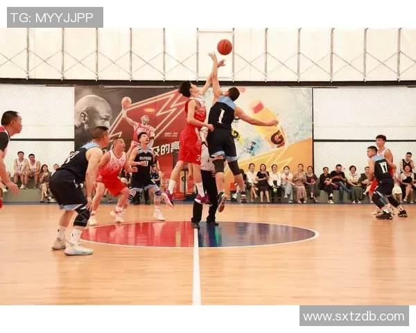 吴冠希在篮球赛场上的崛起与挑战解析,展现新时代运动员的拼搏精神与团队价值